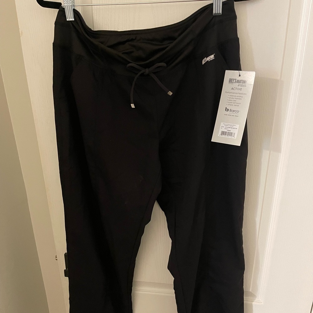 Black scrub pants